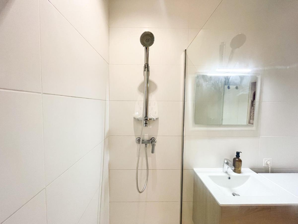 Suite Onyx Lione Esterno foto